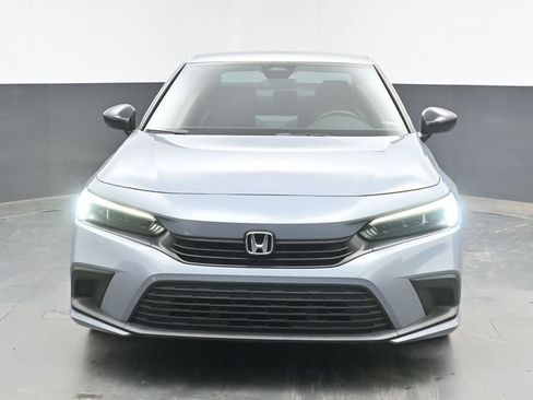 Used 2024 Honda Civic Sport image 3