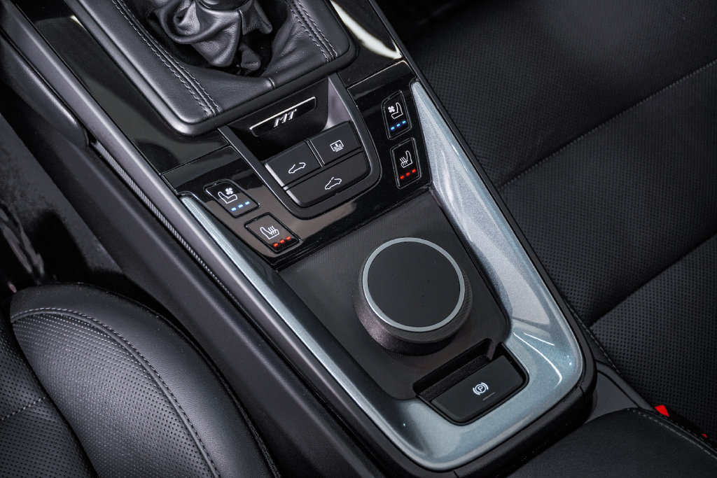 Certified 2026 Porsche 911 Carrera T RWD image 30