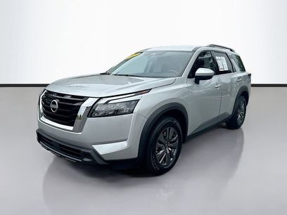 Certified 2024 Nissan Pathfinder SV