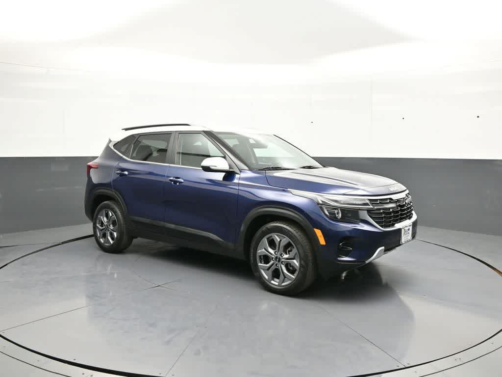 Certified 2024 Kia Seltos S AWD/4WD image 3