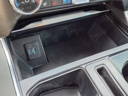 Used 2024 Ford F150 Lariat w/ FX4 Off-Road Package AWD/4WD image 16
