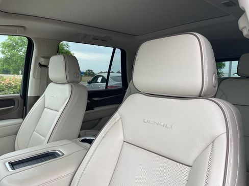 Used 2024 GMC Yukon Denali AWD/4WD image 23