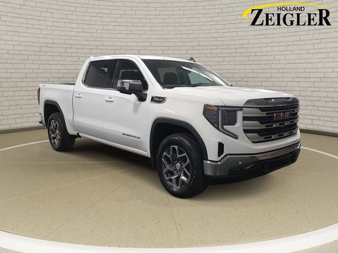 New 2026 GMC Sierra 1500 SLE w/ Preferred Package image 3