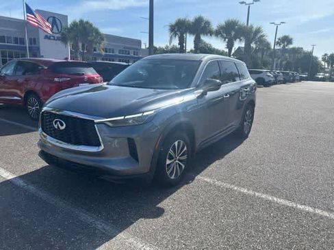 Used 2023 INFINITI QX60 Pure FWD image 2
