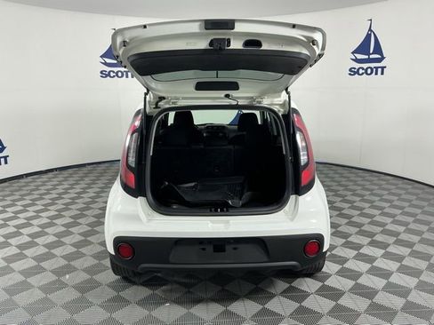 Used 2018 Kia Soul FWD image 20