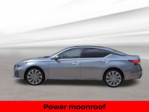 Certified 2023 Nissan Altima 2.5 SL AWD/4WD image 12