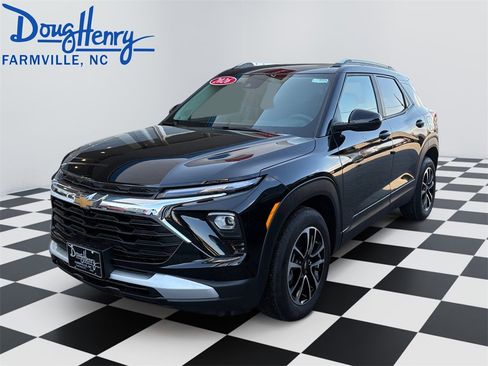 New 2026 Chevrolet TrailBlazer LT image 1