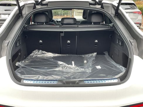 New 2026 Mercedes-Benz GLC 43 AMG 4MATIC Coupe image 9