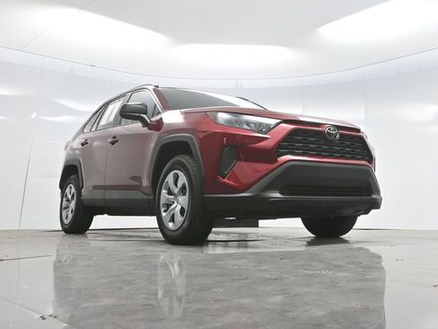 Used 2021 Toyota RAV4 LE w/ Carpet Mat Package (TMS) FWD image 48
