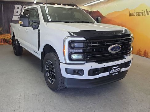 Used 2025 Ford F350 Platinum AWD/4WD image 1