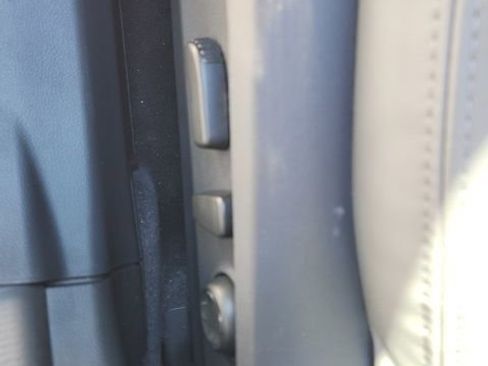 Used 2025 Subaru Legacy Limited image 30