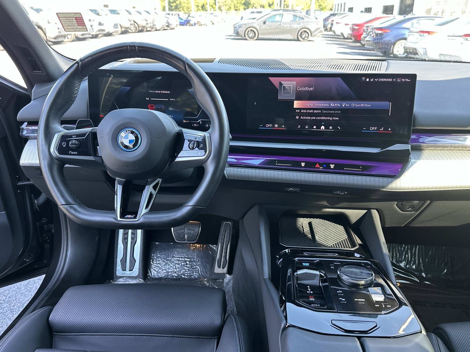 Used 2024 BMW i5 eDrive40i w/ M Sport Package RWD image 17