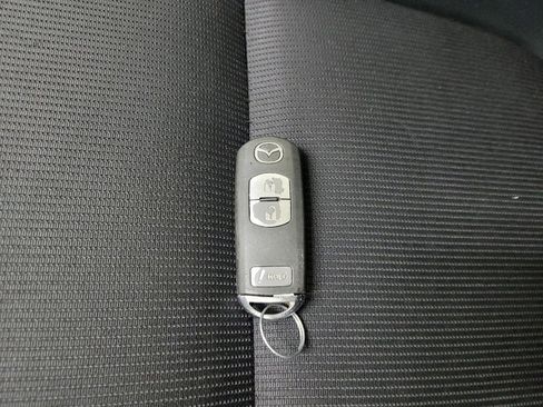 Used 2016 MAZDA CX-5 Sport image 32