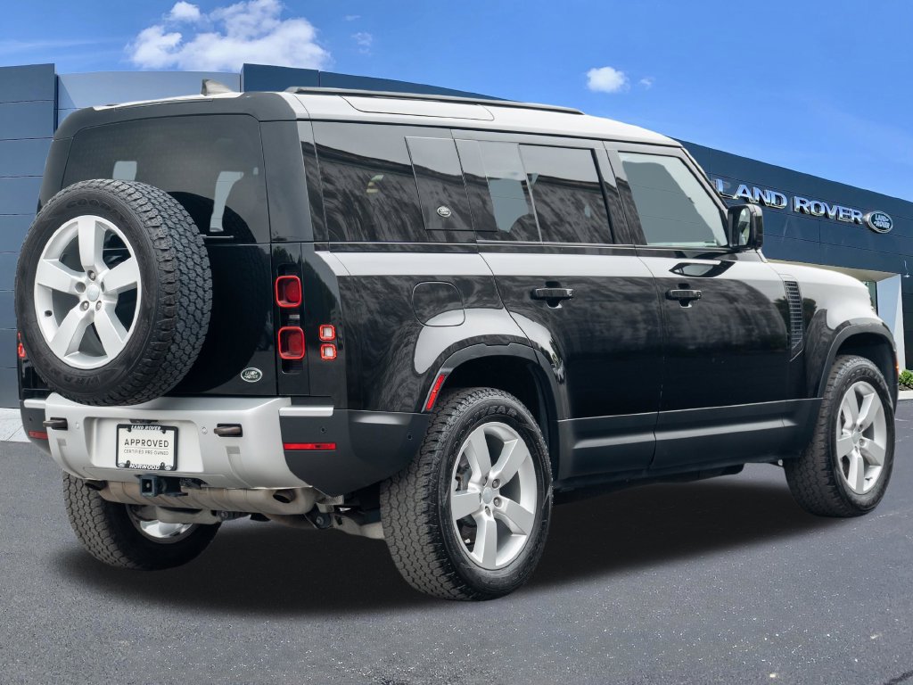 Used 2023 Land Rover Defender 110 SE AWD/4WD image 5