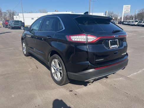 Used 2018 Ford Edge Titanium w/ Equipment Group 301A image 7