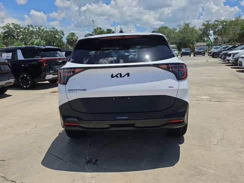 New 2026 Kia Sportage X-Line w/ X-Line Technology Package AWD/4WD image 7
