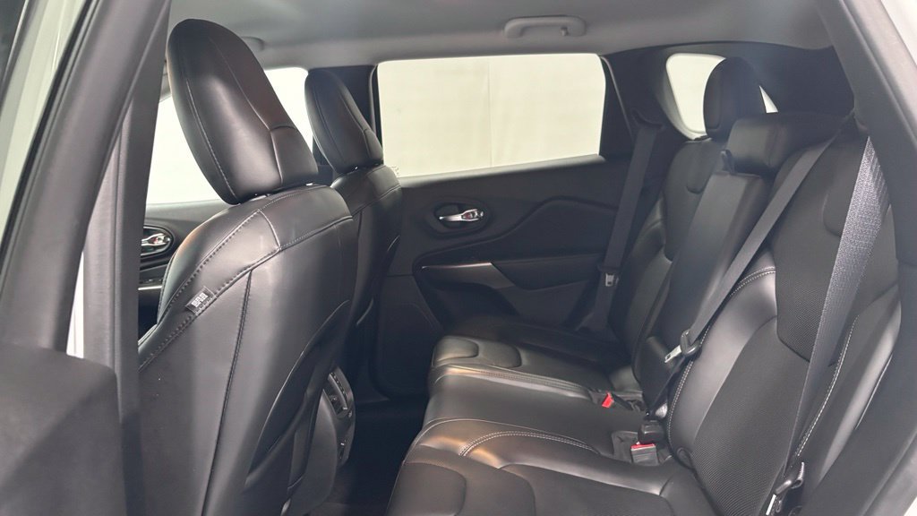 Used 2020 Jeep Cherokee Limited AWD/4WD image 22