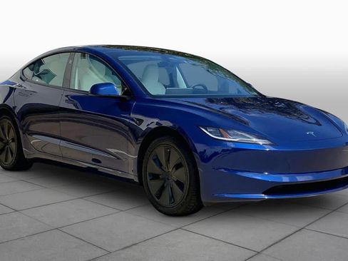Used 2024 Tesla Model 3 Standard Range RWD image 2
