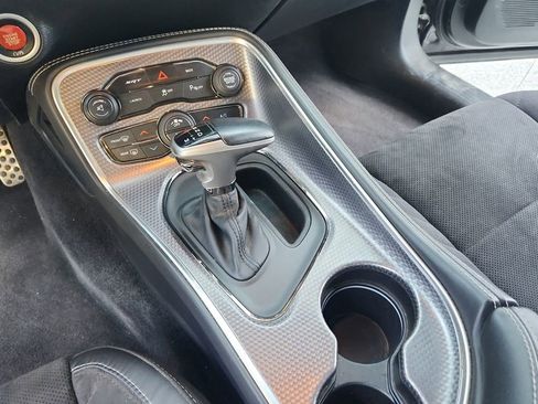 Used 2016 Dodge Challenger SRT Hellcat image 29