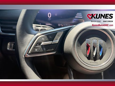 Used 2024 Buick Envision Preferred AWD/4WD image 17