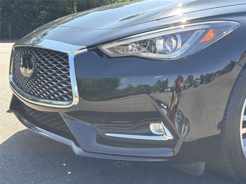 Used 2019 INFINITI Q60 3.0t Luxe w/ Essential Package AWD/4WD image 27