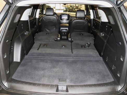 Used 2020 Chevrolet Traverse LT w/ LT Premium Package image 97