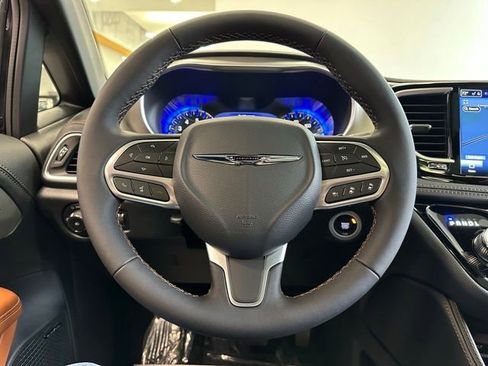 New 2026 Chrysler Pacifica Pinnacle image 32