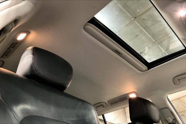 Used 2019 Nissan Armada Platinum w/ Captain's Chairs Package AWD/4WD image 22