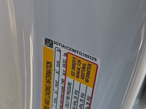 New 2026 GMC Sierra 1500 Elevation image 23