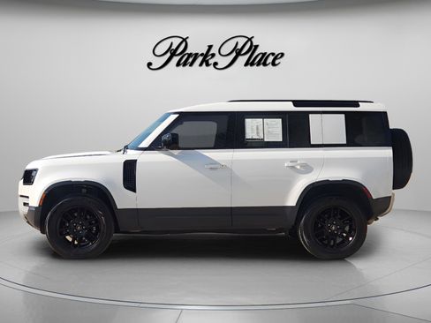 Used 2025 Land Rover Defender 110 S AWD/4WD image 2