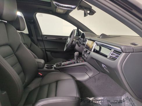 New 2026 Porsche Macan S AWD/4WD image 26