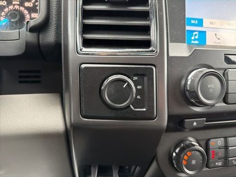 Used 2018 Ford F150 XLT w/ Equipment Group 302A Luxury image 25