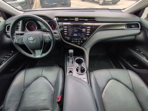 Used 2020 Toyota Camry XSE FWD image 15