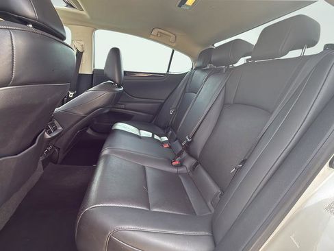 Used 2019 Lexus ES 350 w/ Premium Package FWD image 31