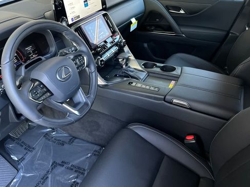 New 2026 Lexus LX 600 4WD w/ Appearance Package image 11