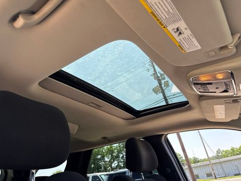 Used 2011 Dodge Durango Crew w/ Entry Nav/Commuter Group AWD/4WD image 10