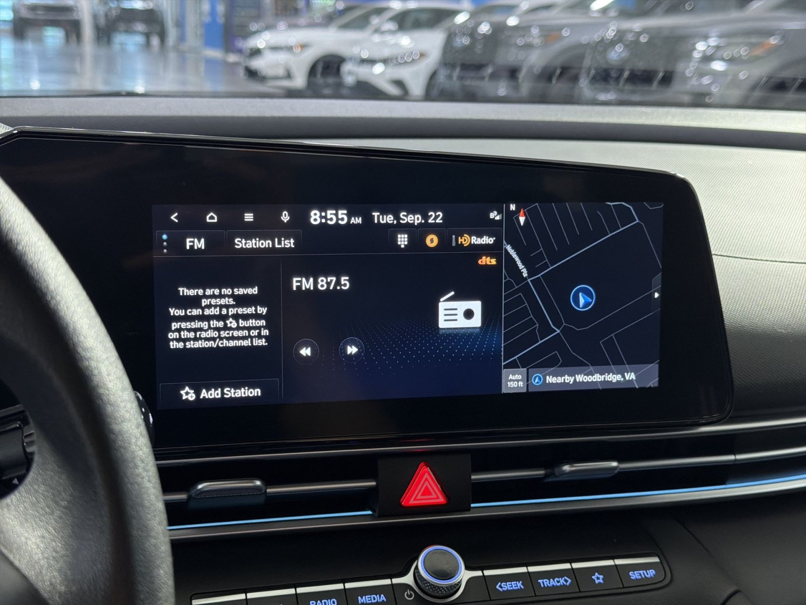 Used 2024 Hyundai Elantra SEL FWD image 32