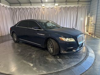 Used 2017 Lincoln Continental Select video 2