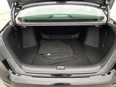 Certified 2025 Honda Accord SE image 12