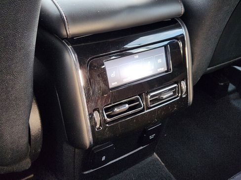 Used 2022 Lincoln Aviator Reserve w/ Equipment Group 201A image 33