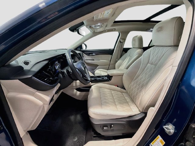 Used 2023 Buick Envision Avenir AWD/4WD image 19