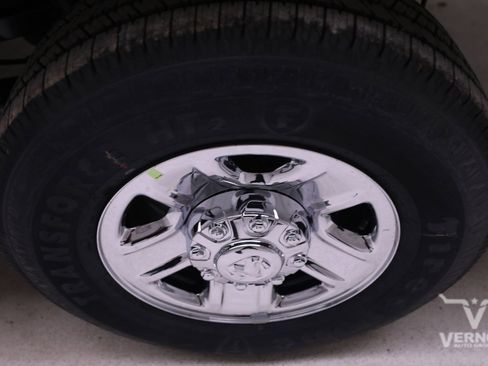 New 2025 RAM 2500 Tradesman image 43