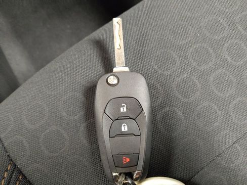 Used 2020 Chevrolet Trax LS w/ Tint and Cruise Package image 32