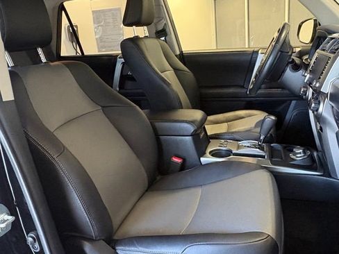 Used 2023 Toyota 4Runner SR5 Premium w/ Moonroof Package AWD/4WD image 14