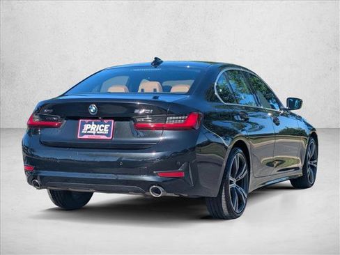 Used 2022 BMW 330i xDrive Sedan w/ Premium Package 2 AWD/4WD image 5