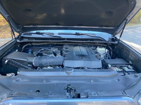 Used 2012 Toyota 4Runner Limited image 35