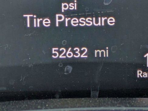 Certified 2025 Chrysler Pacifica Limited image 35