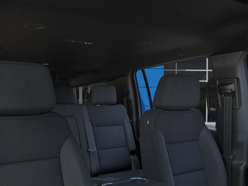 New 2026 Chevrolet Suburban LS w/ Max Trailering Package AWD/4WD image 24