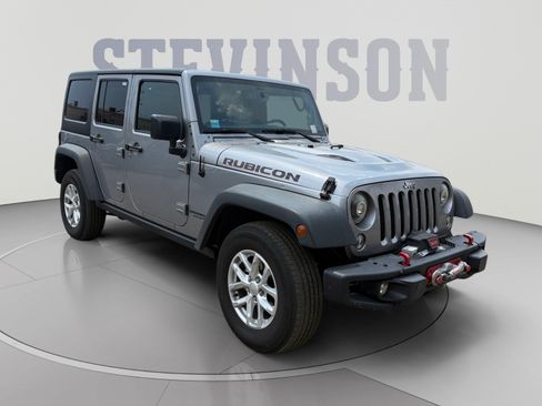 Used 2016 Jeep Wrangler Unlimited Rubicon AWD/4WD image 7