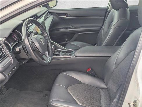 Used 2019 Toyota Camry XSE FWD image 14